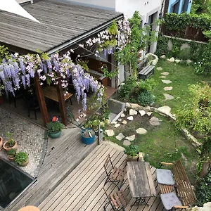 Guest house Family Lorenz & Coffee House, Prague